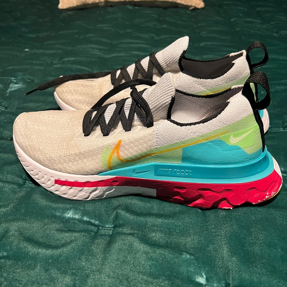 Nike React Infinity Run Flyknit Premium